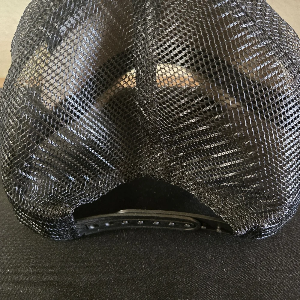 NWOT LA WITH BANDANA LOGO. Tan and Black Baseball Cap MESH SNAP BACK. - Picture 3 of 3